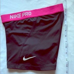 Nike compression short